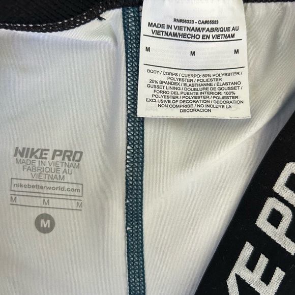 Nike Pro Capri Leggings - Picture 5 of 5